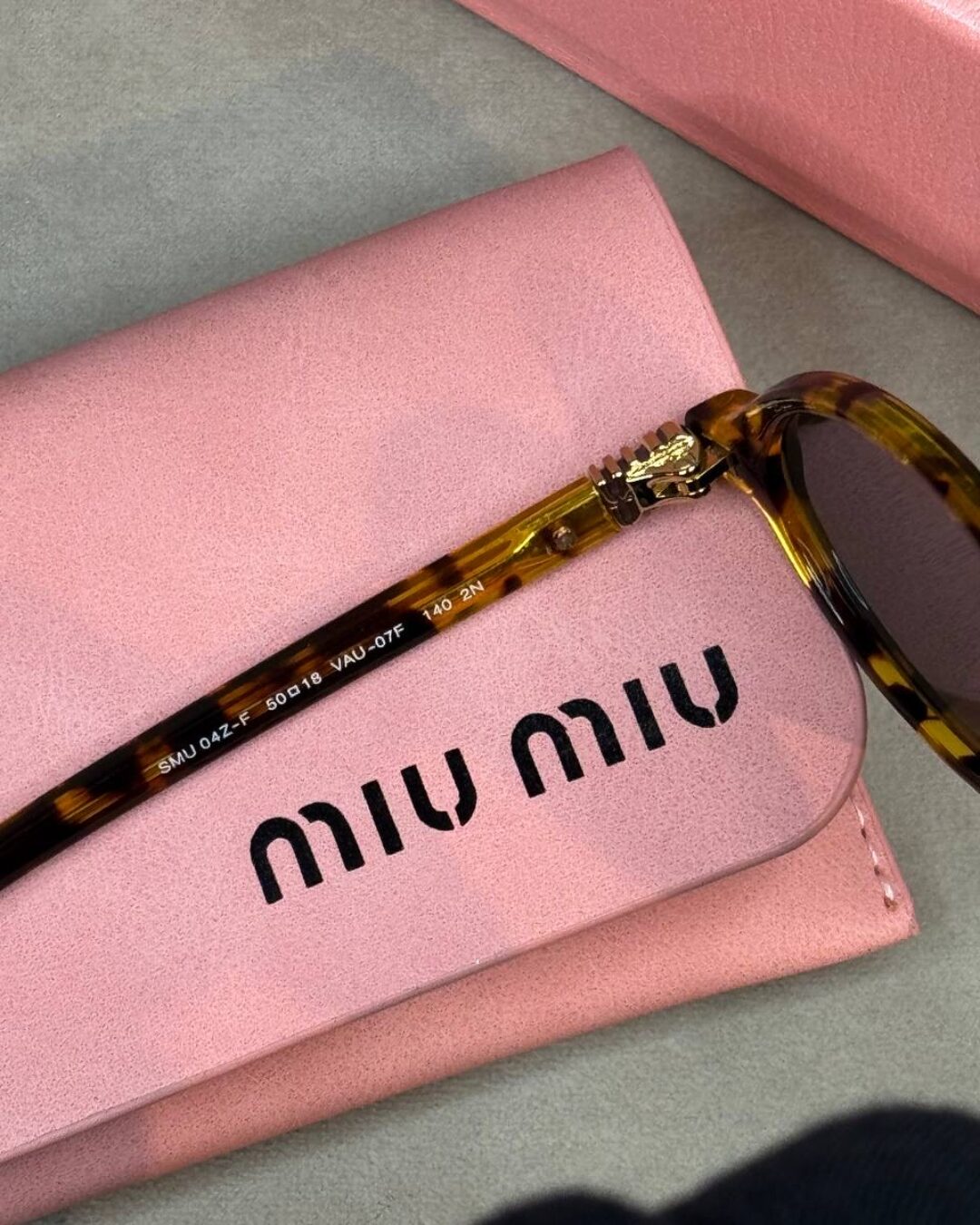 Очки Miu Miu