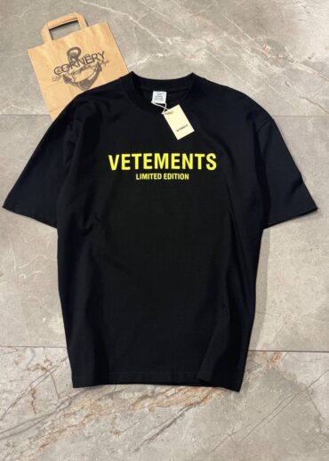 Футболка Vetements Logo