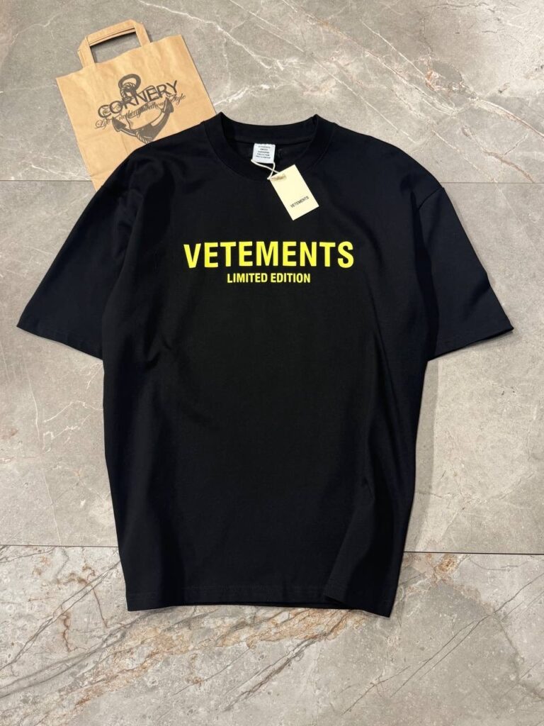 Футболка Vetements Logo