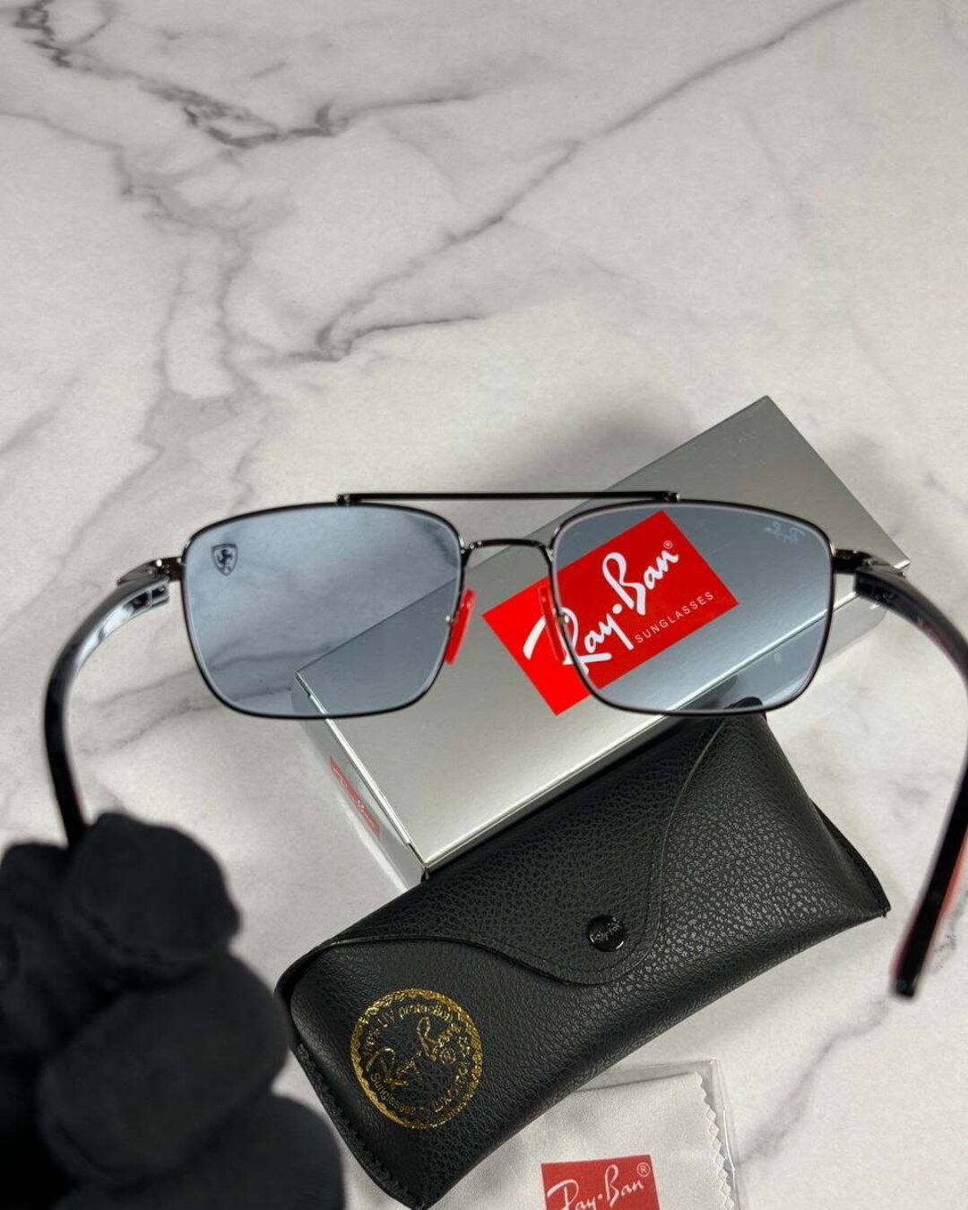 Очки Ray Ban x Ferrari