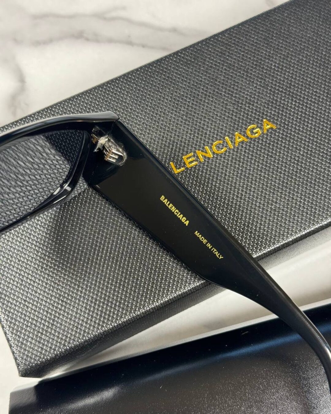 Очки Balenciaga