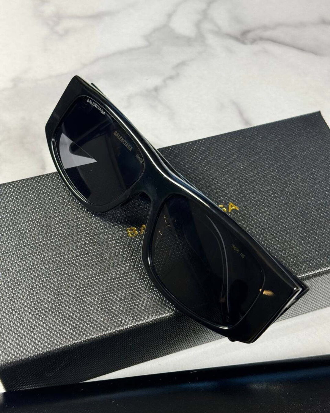 Очки Balenciaga