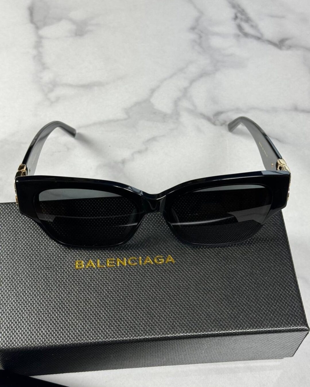 Очки Balenciaga
