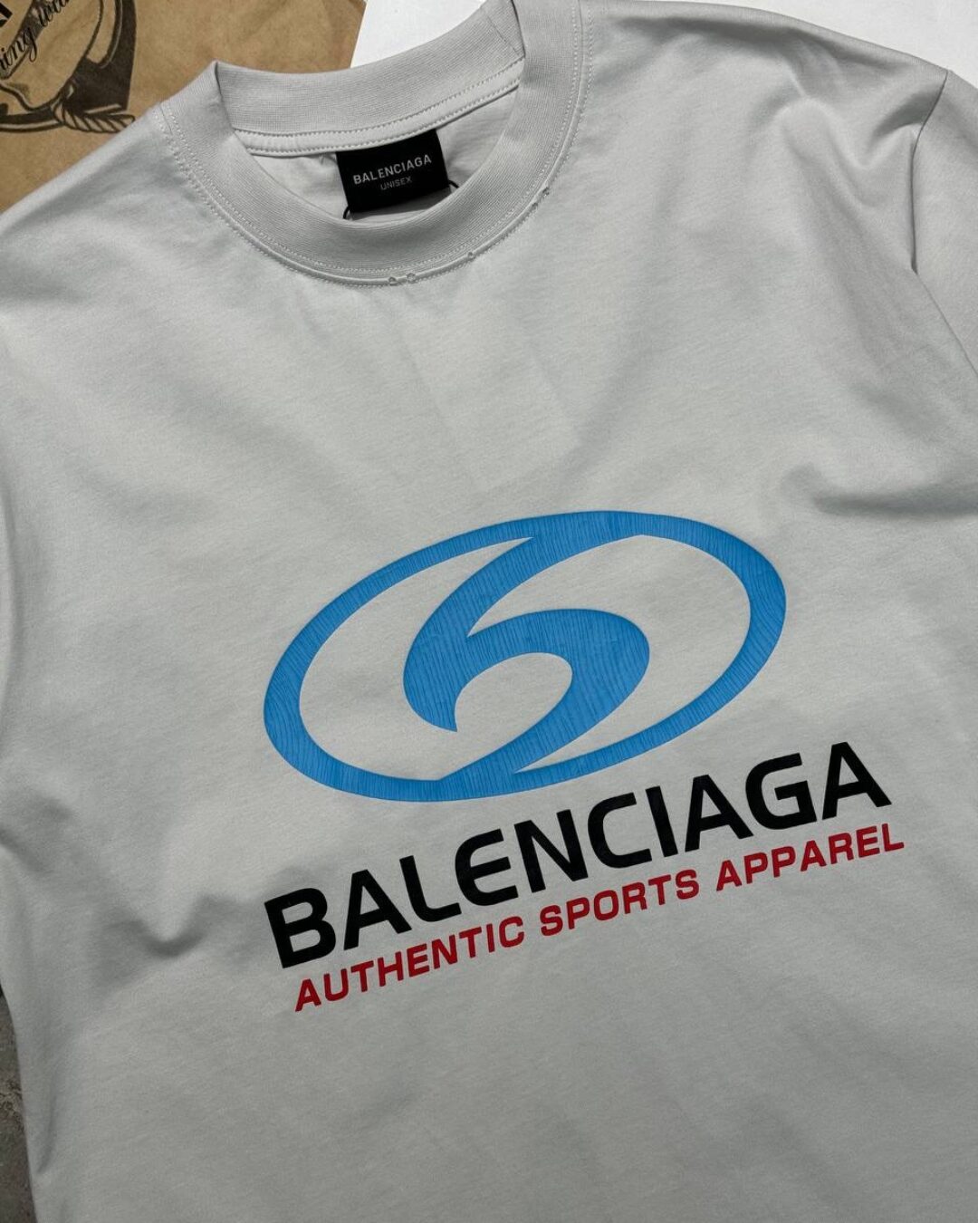 Футболка Balenciaga