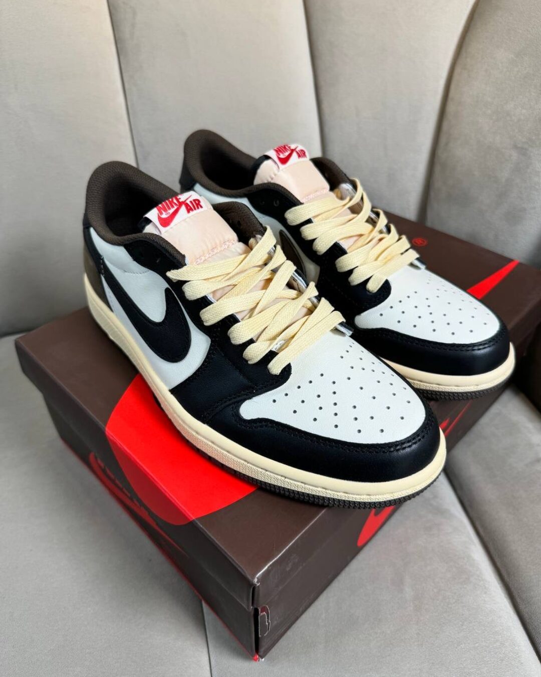Кроссовки Nike
