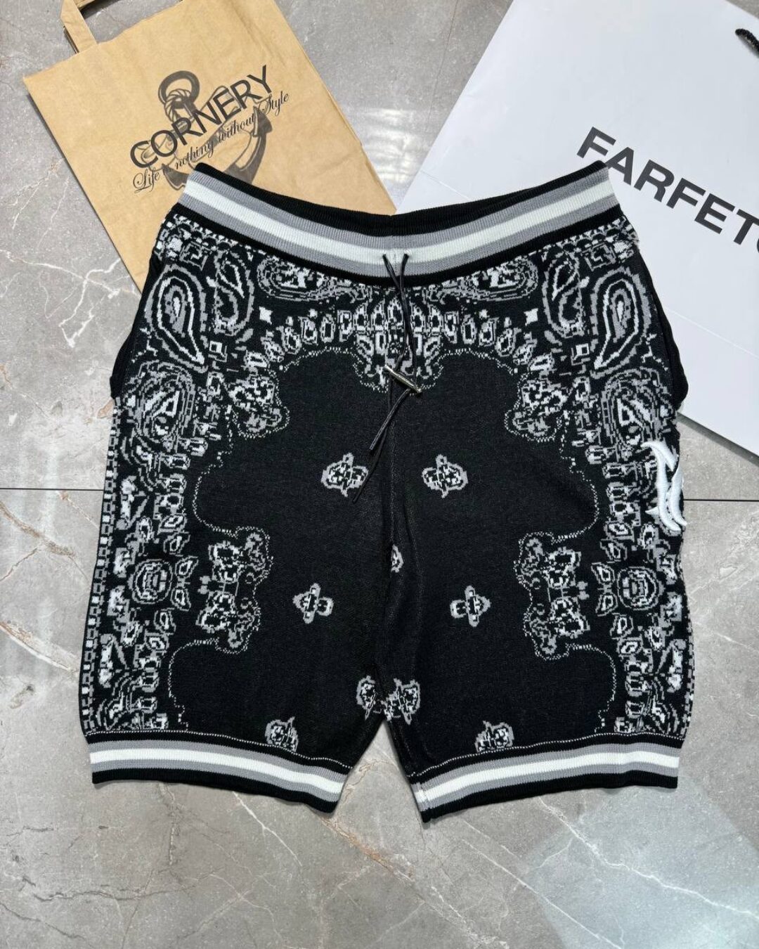 Костюм Amiri