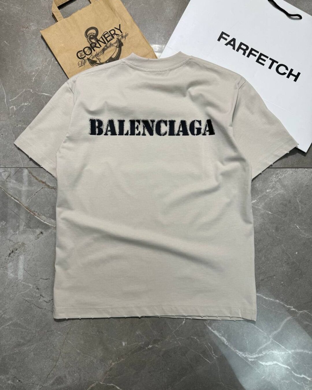 Футболка Balenciaga