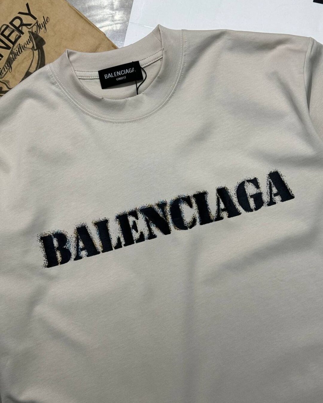 Футболка Balenciaga