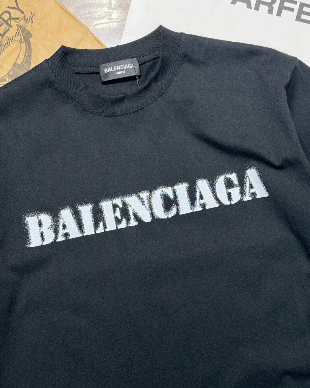 Футболка Balenciaga