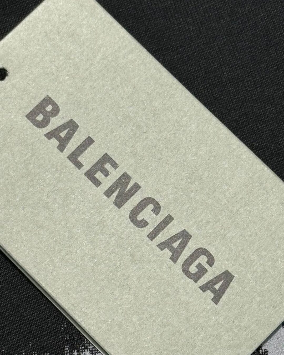 Футболка Balenciaga