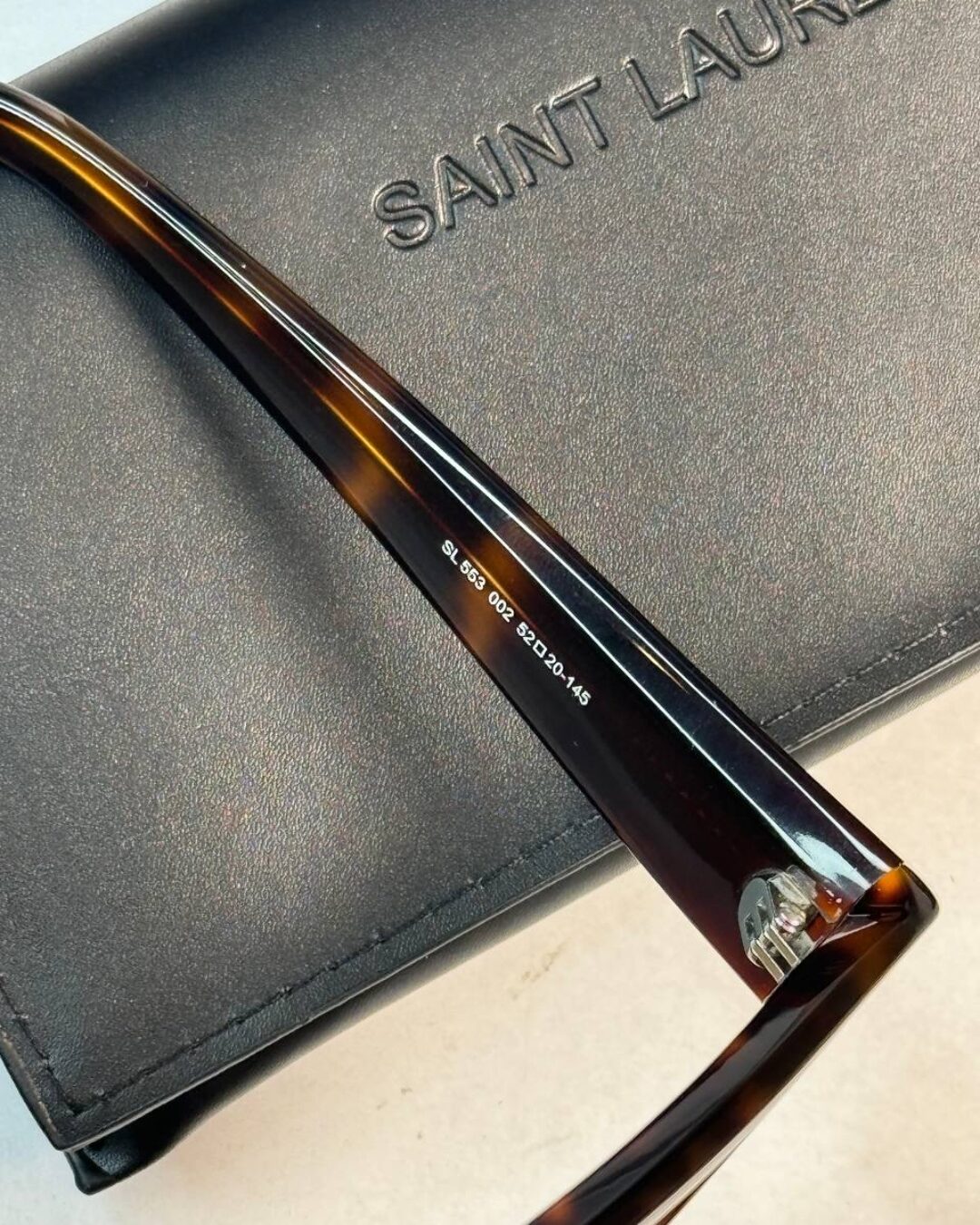 Очки Saint Laurent