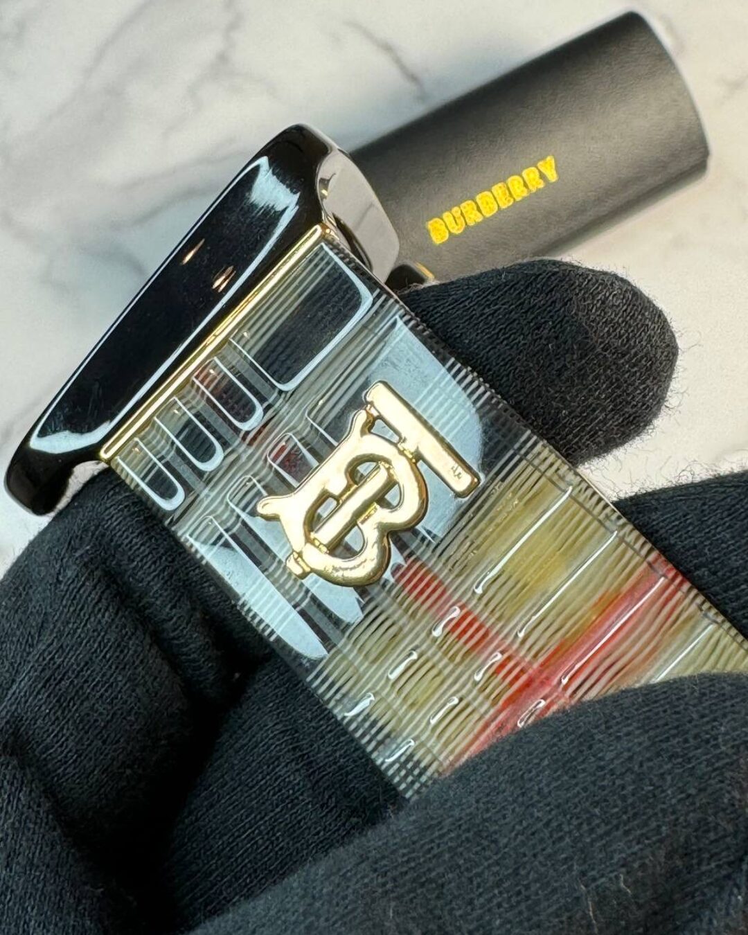 Очки Burberry