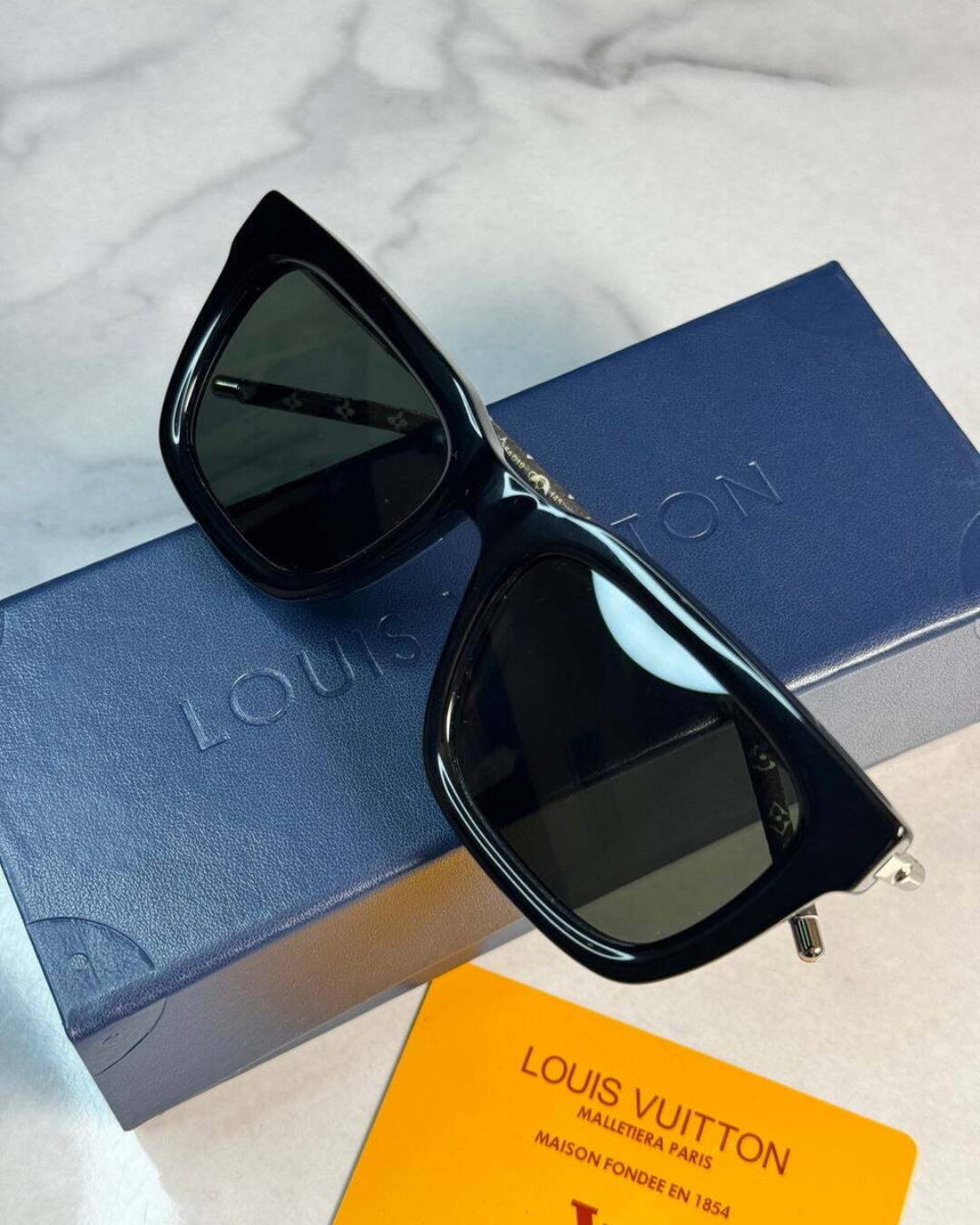 Очки Louis Vuitton