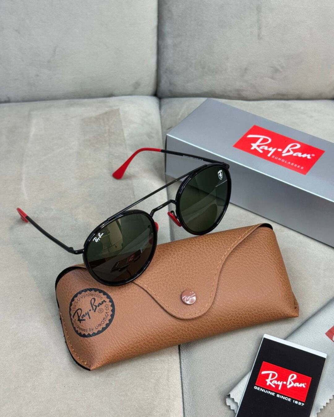 Очки Ray Ban x Ferrari