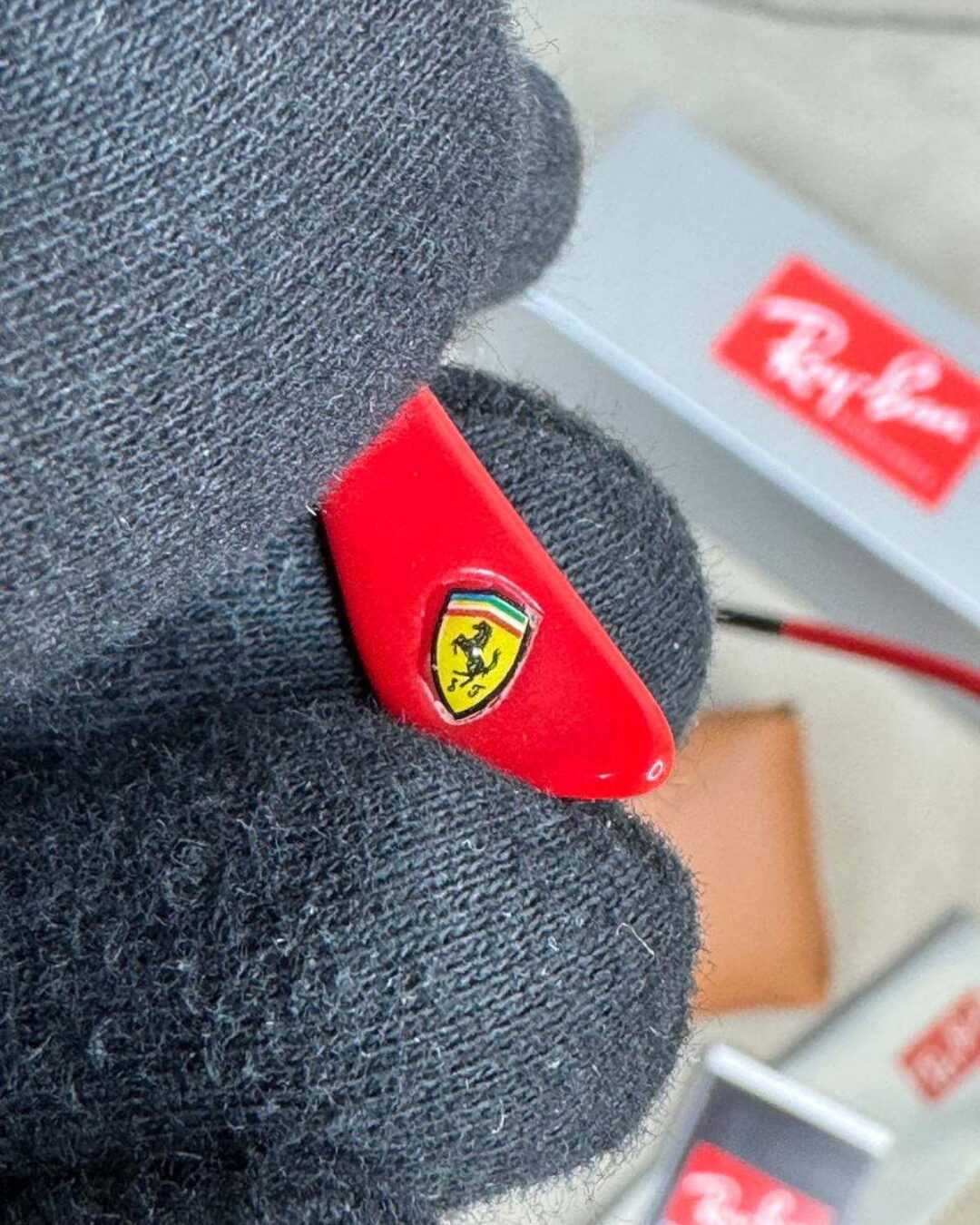 Очки Ray Ban x Ferrari