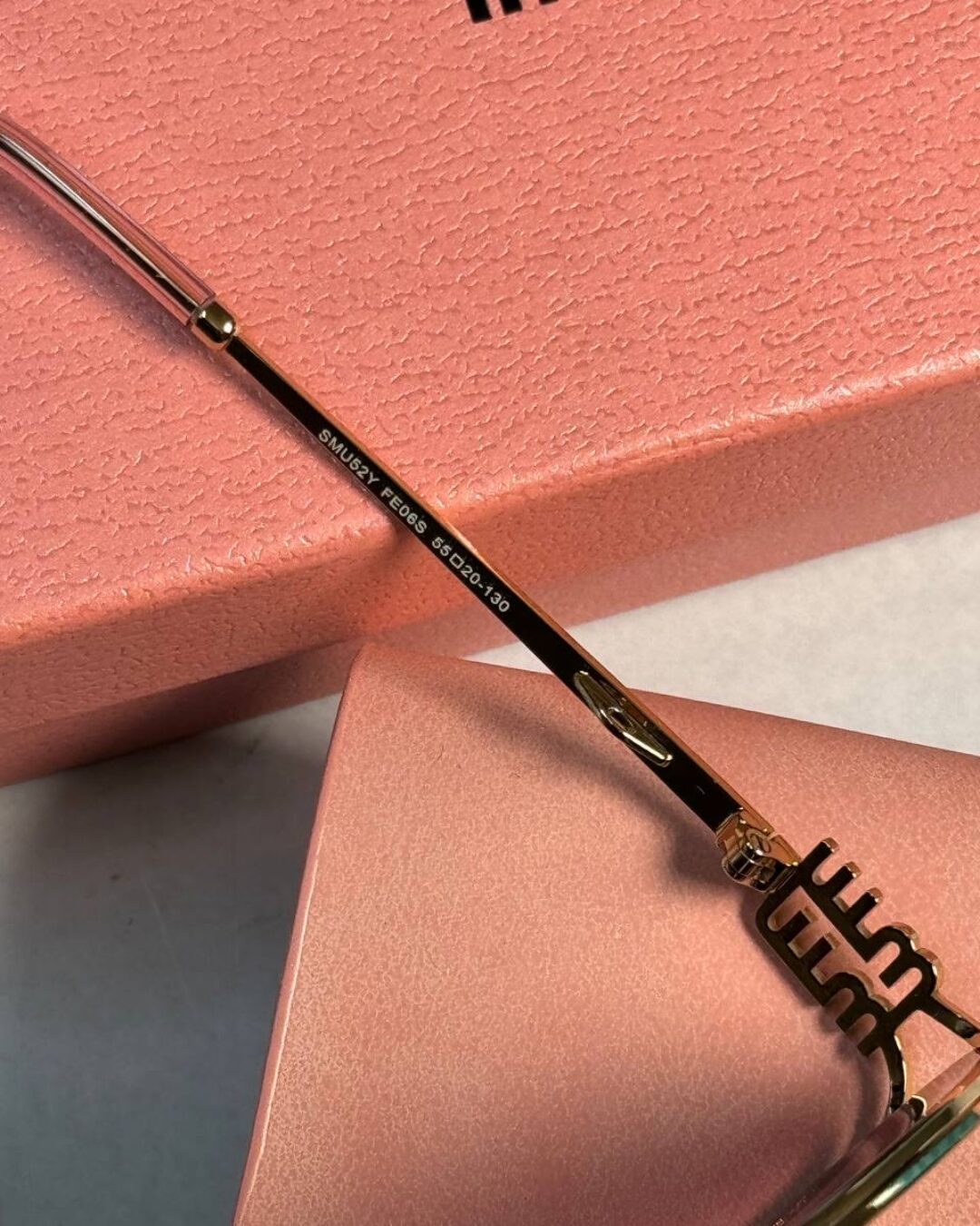 Очки Miu Miu