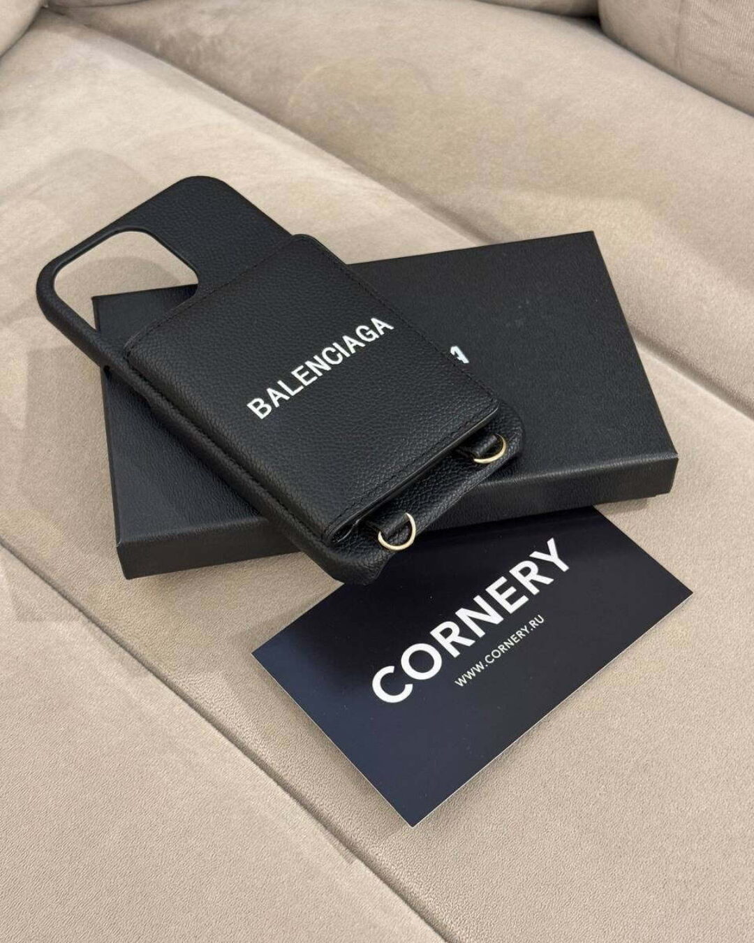 Чехол Balenciaga (IPhone 15 Pro Max)