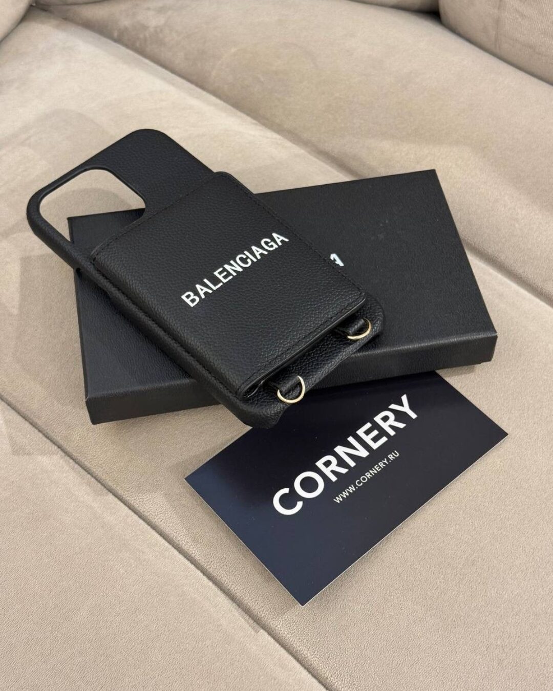 Чехол Balenciaga (IPhone 15 Pro Max)