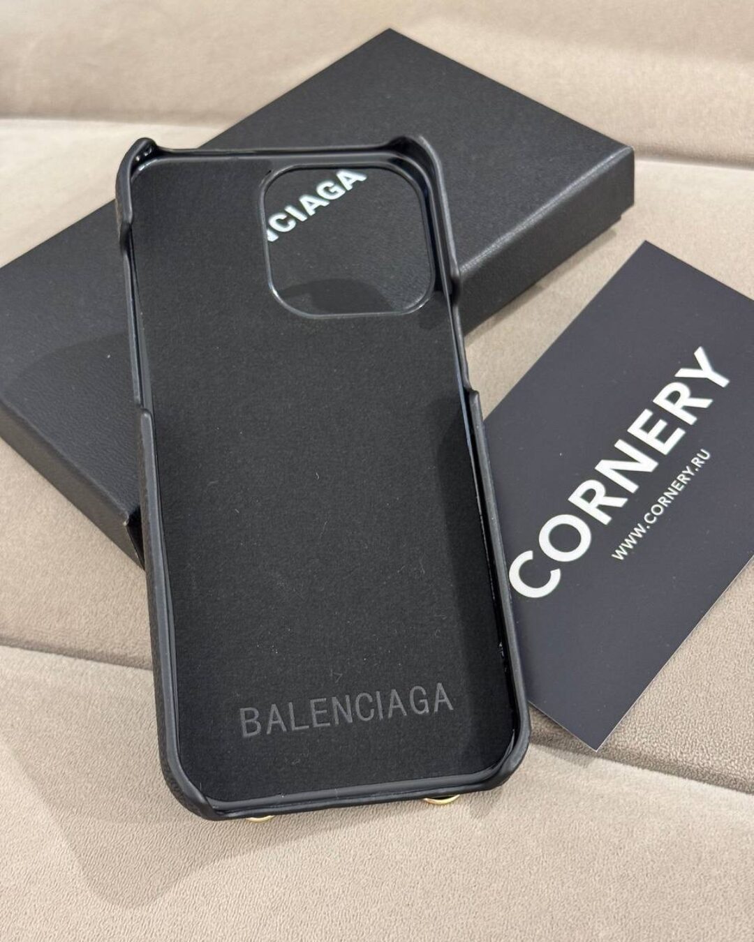 Чехол Balenciaga (IPhone 15 Pro Max)