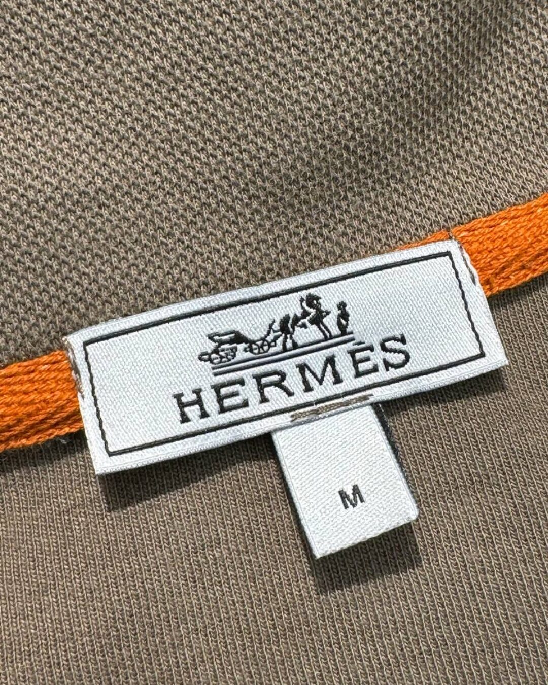 Костюм Hermes