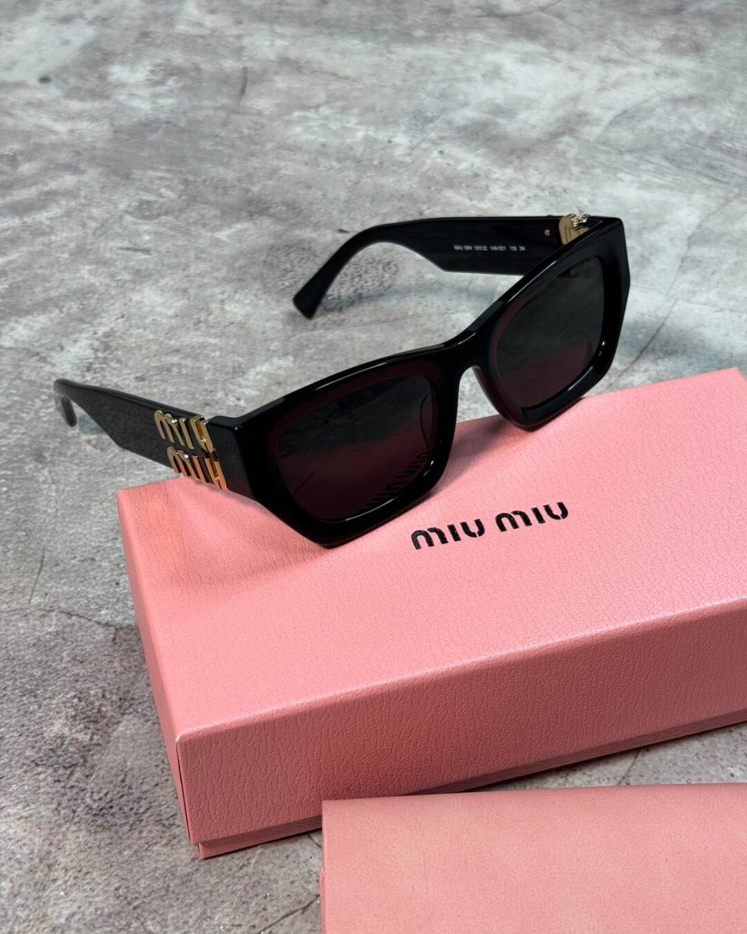 Очки Miu Miu