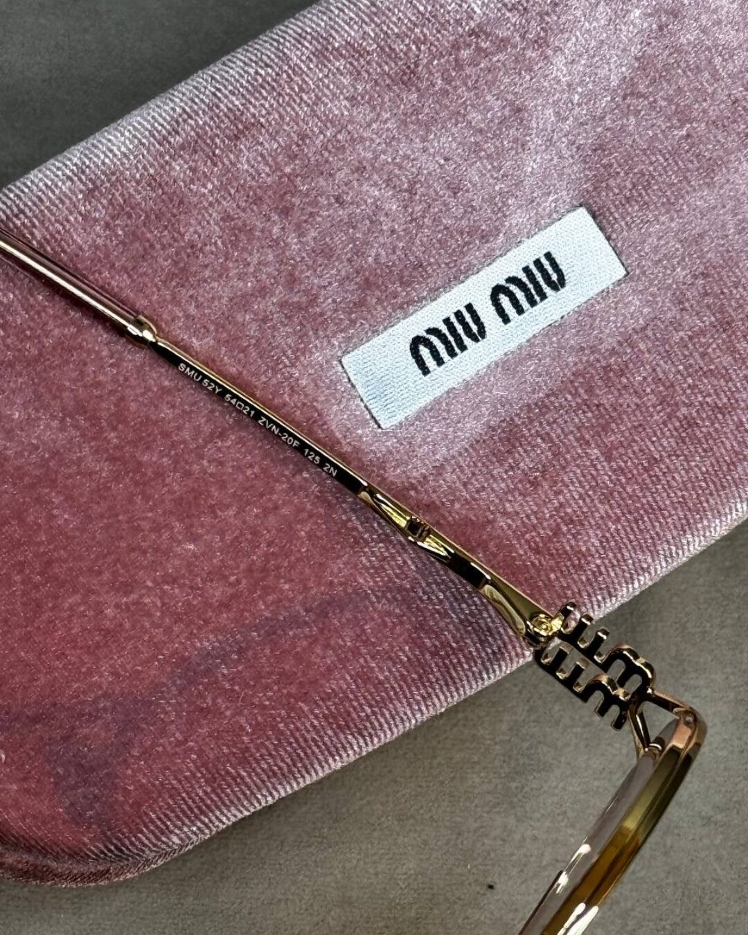 Очки Miu Miu