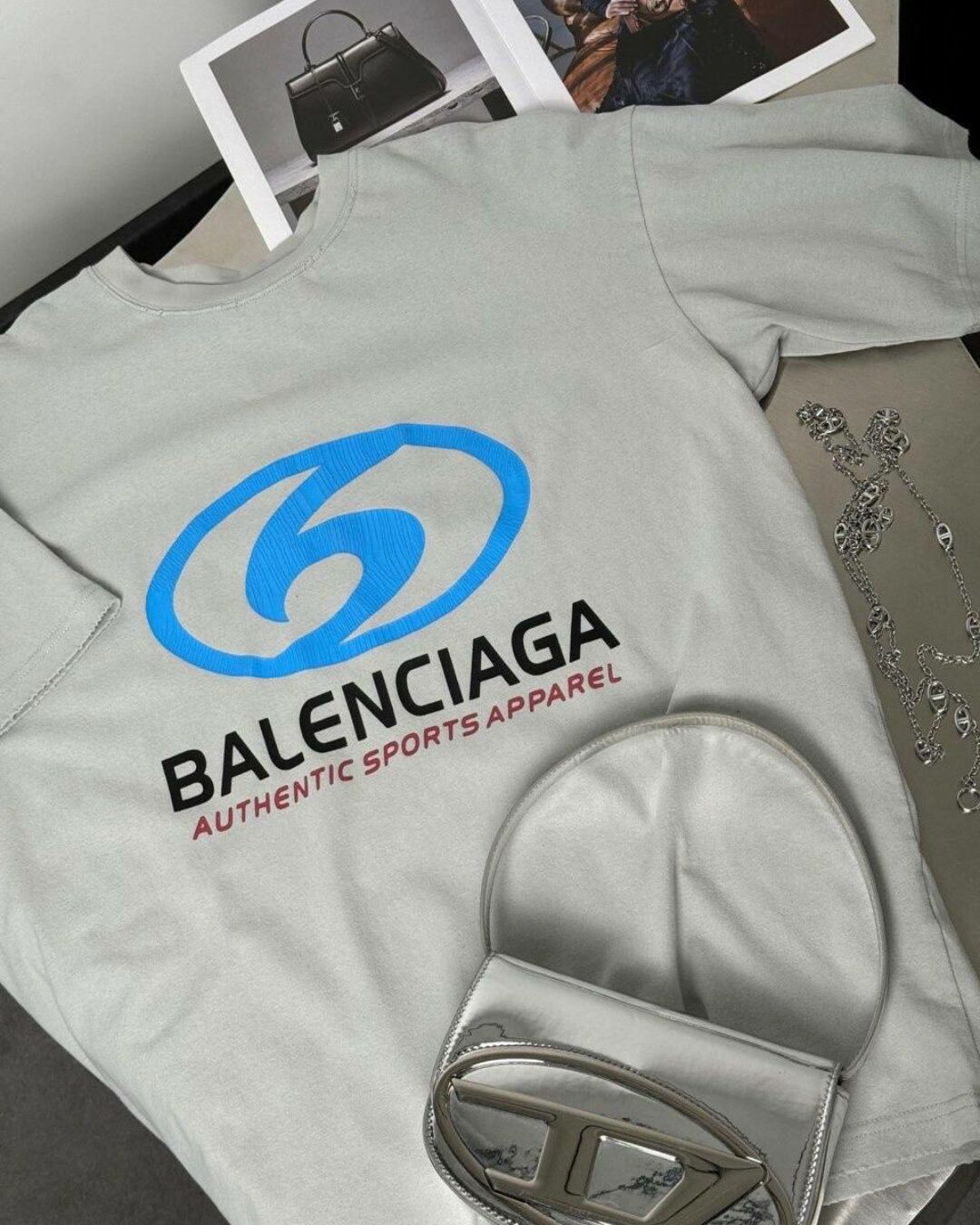 Футболка Balenciaga
