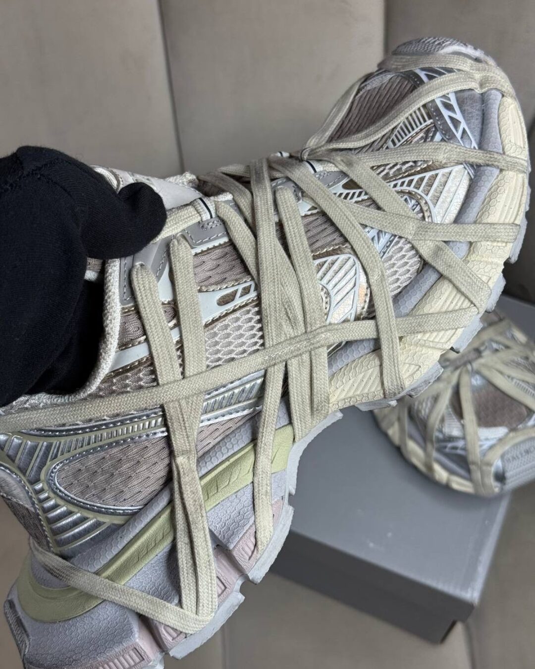 Кроссовки Balenciaga 3XL Extreme Lace Sneaker Light Beige