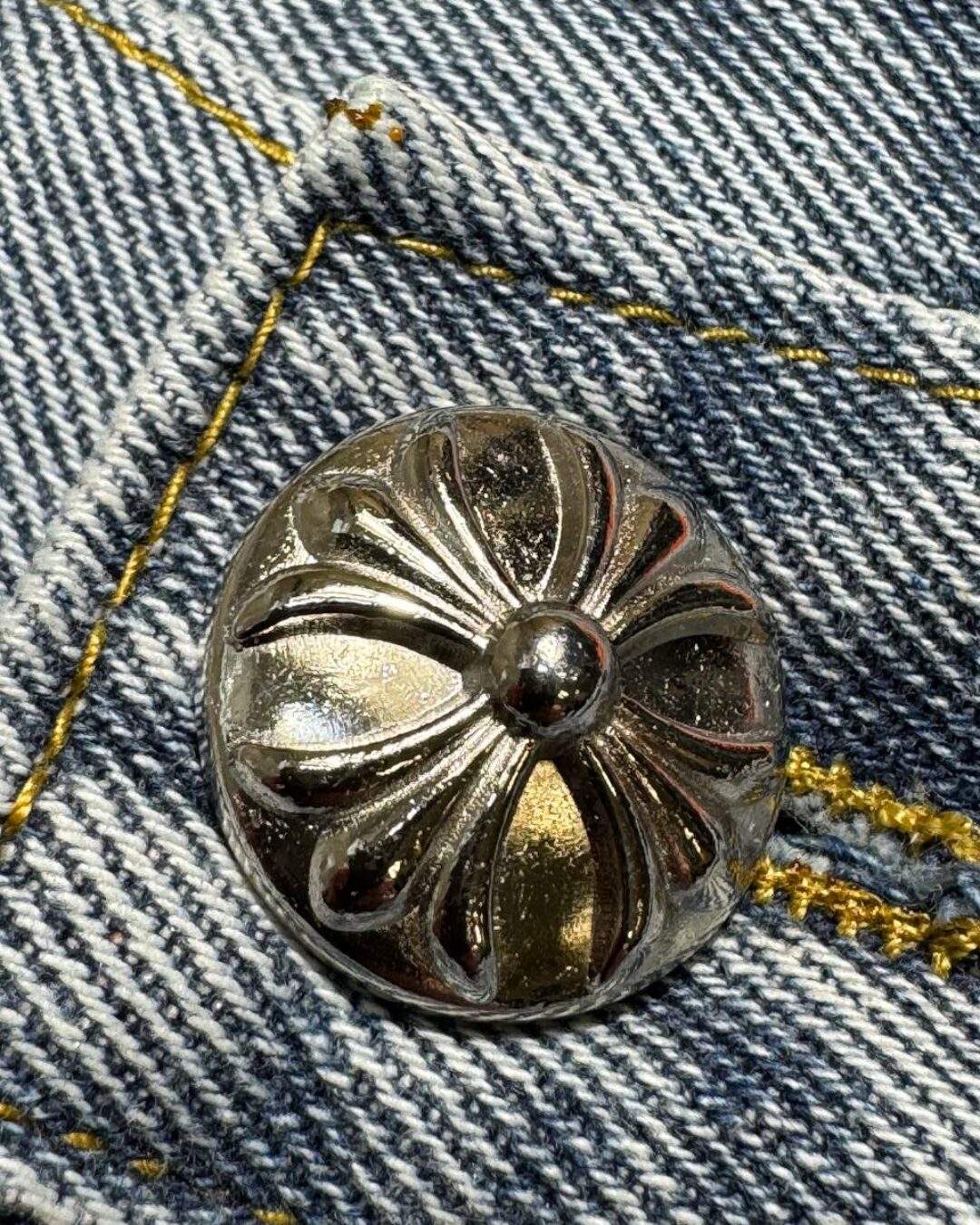 Джинсы Chrome Hearts