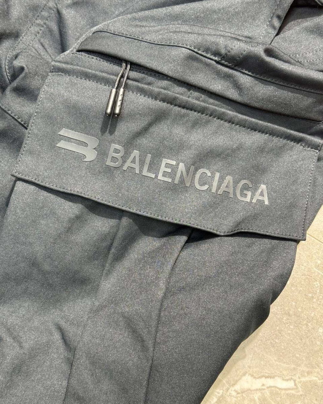 Штаны Balenciaga — фото 5