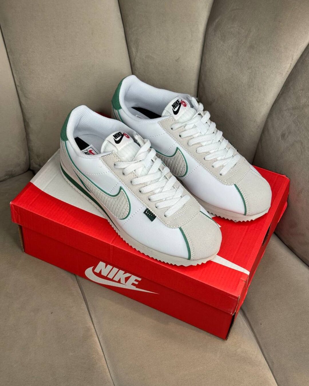Кроссовки Nike Cortez