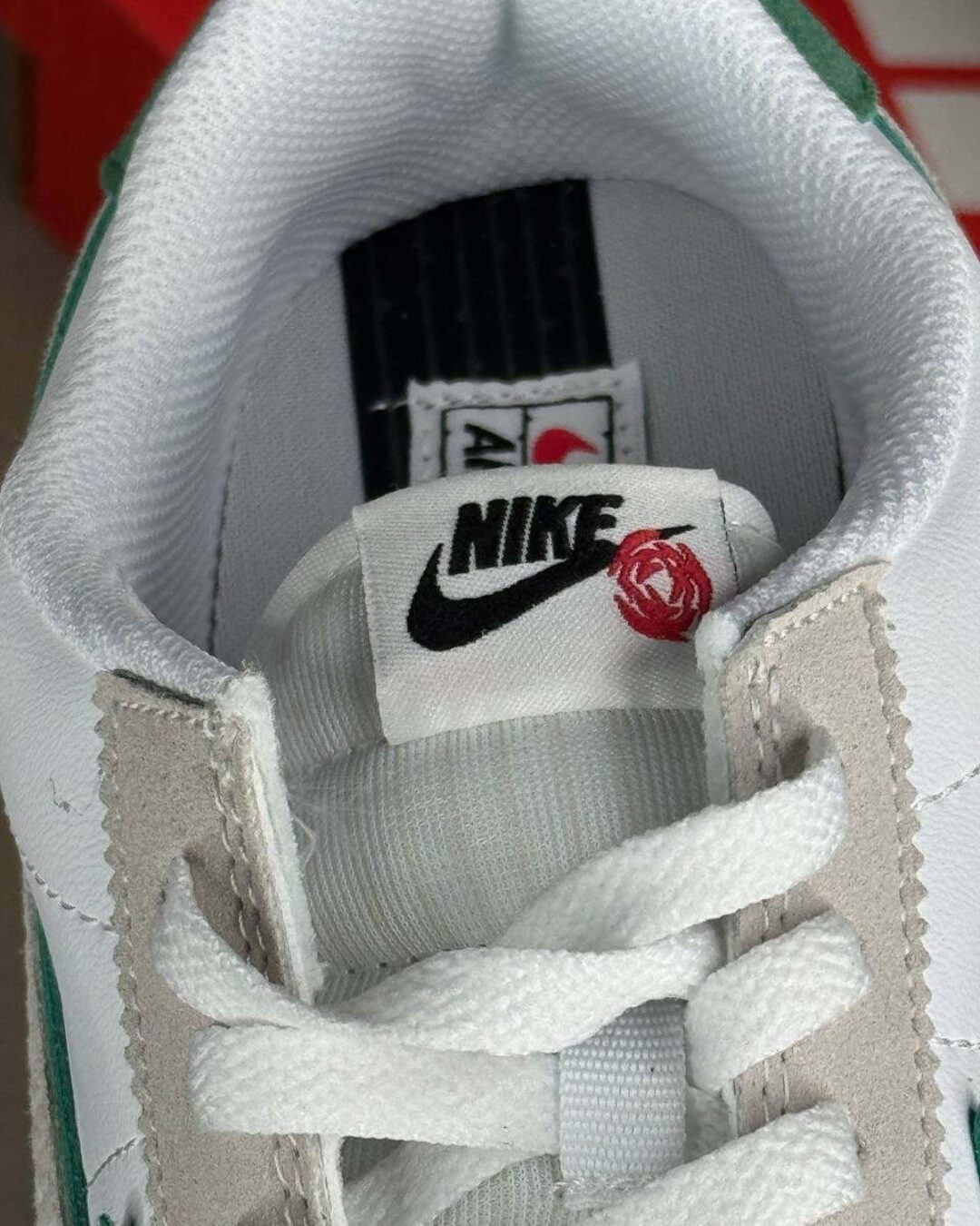 Кроссовки Nike Cortez