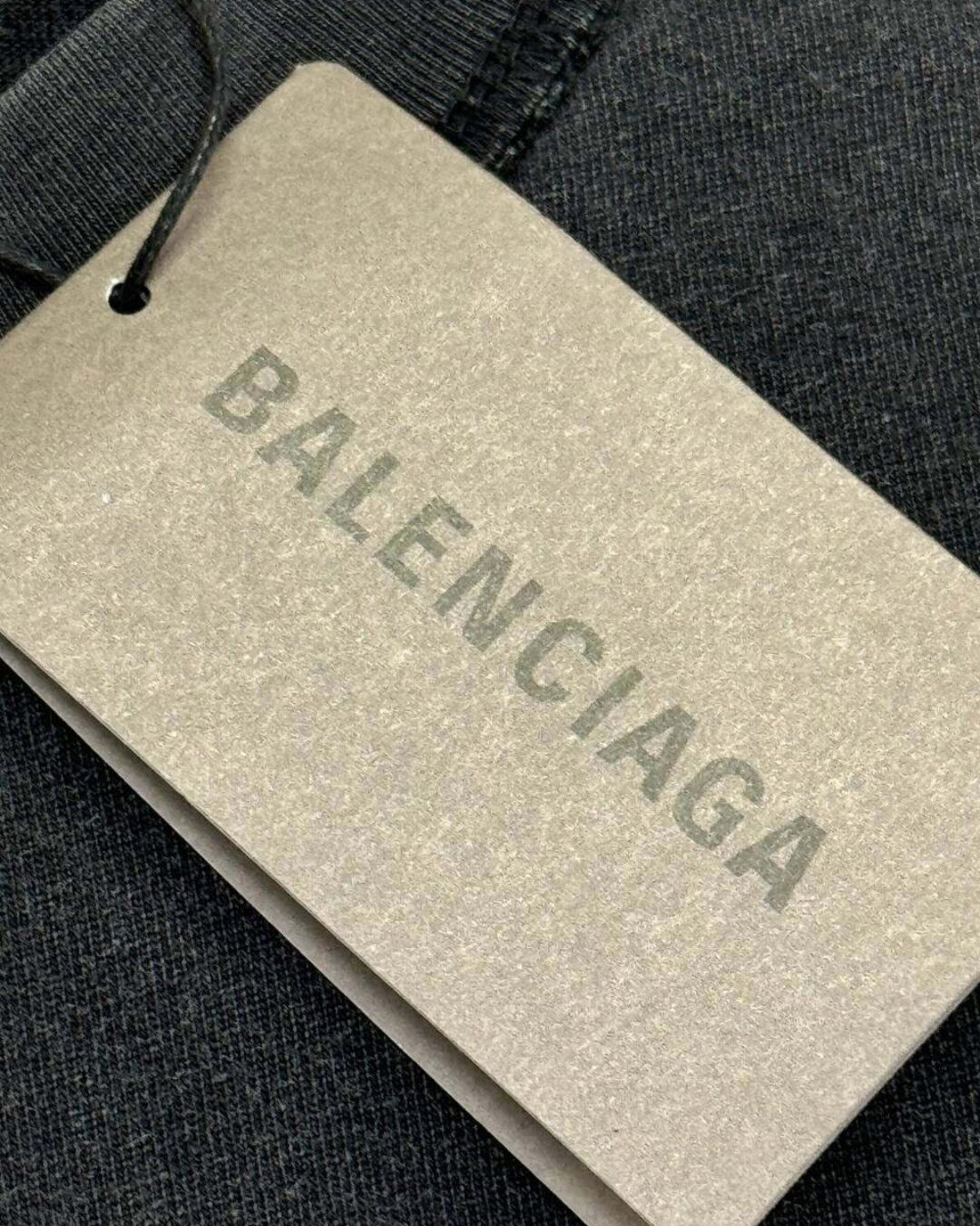 Футболка Balenciaga — фото 5