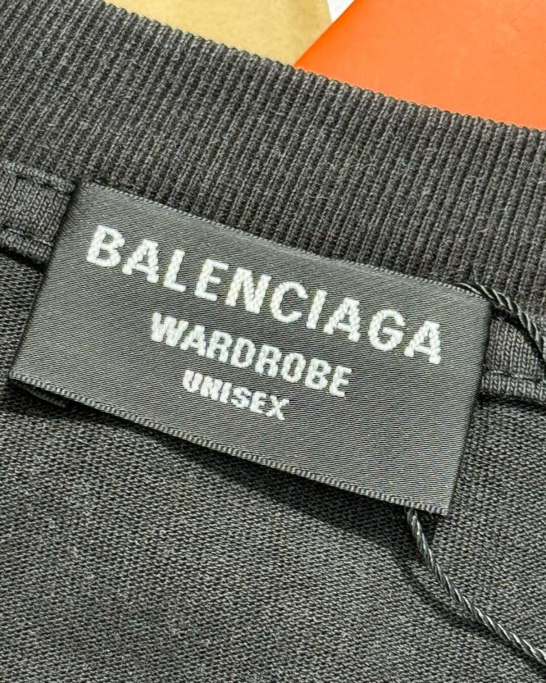 Футболка Balenciaga — фото 8