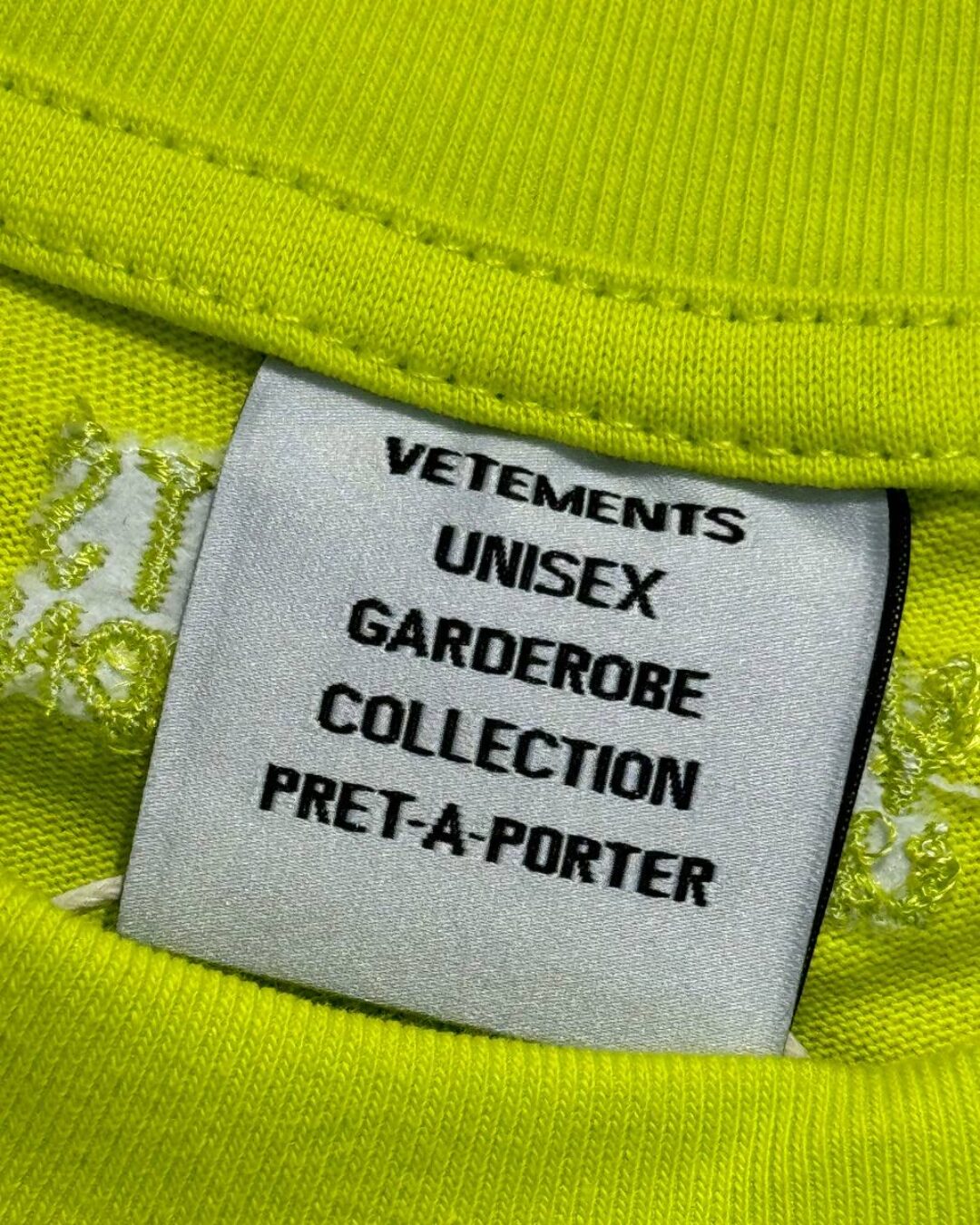 Футболка Vetements