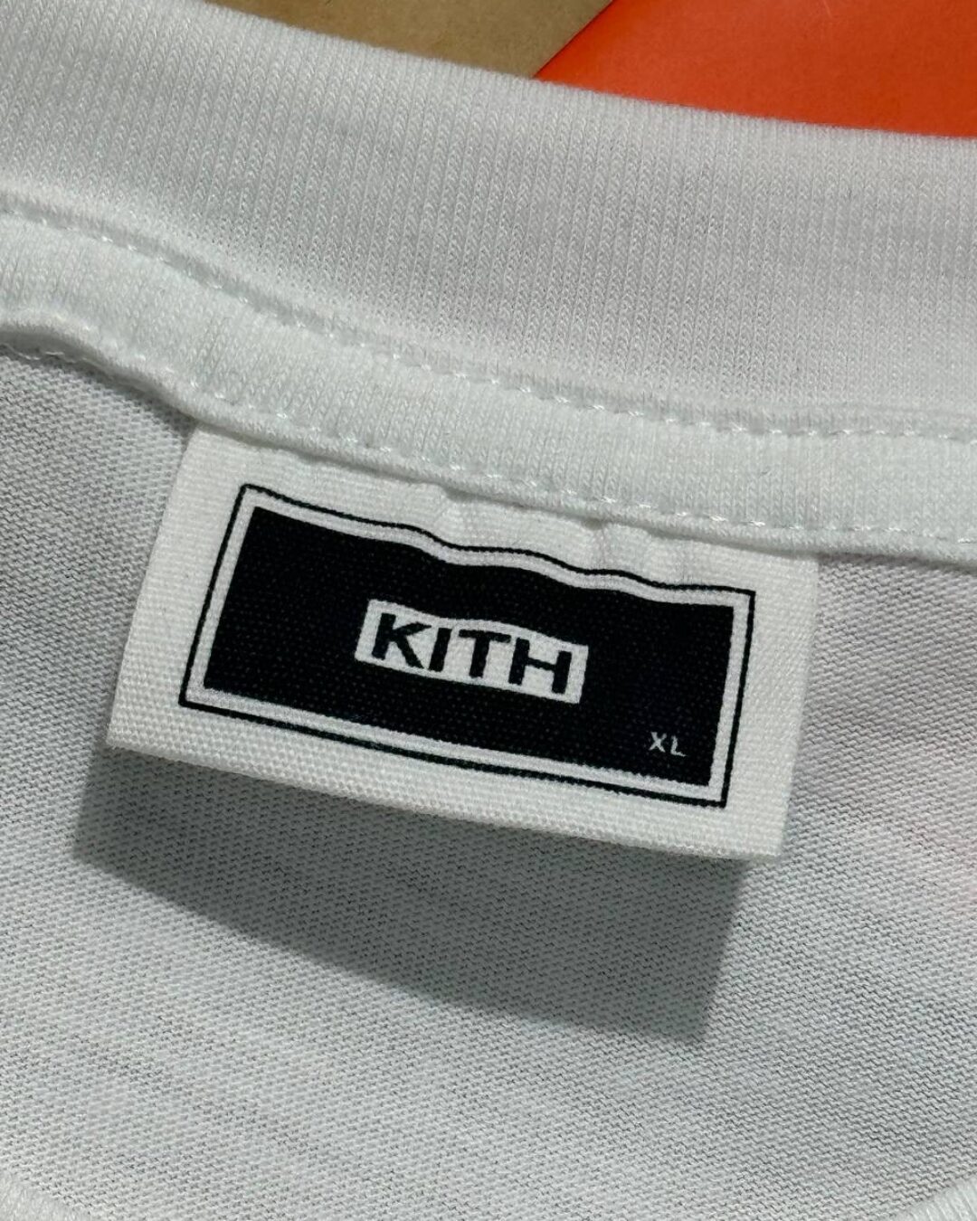 Футболка Kith