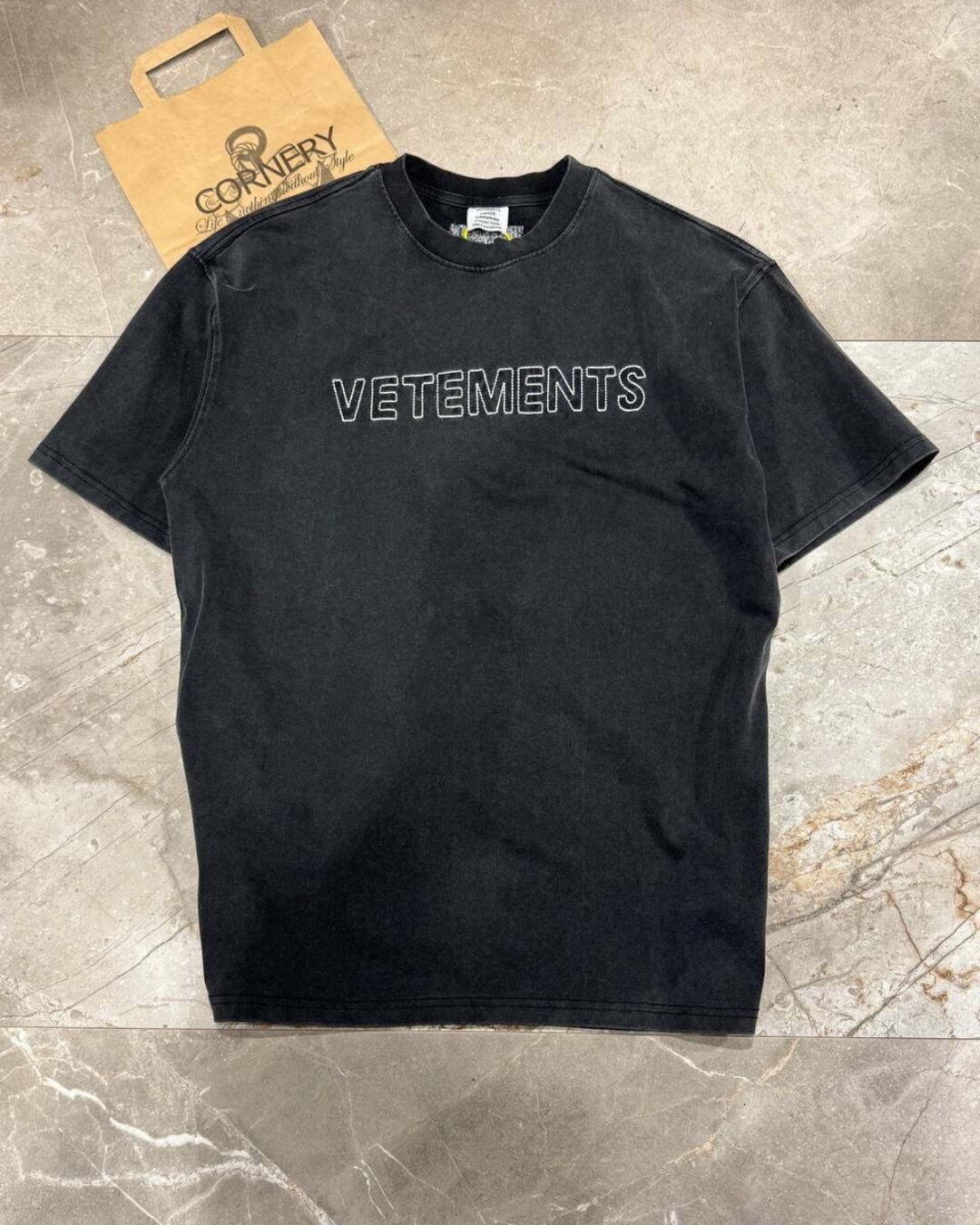 Футболка Vetements String Logo