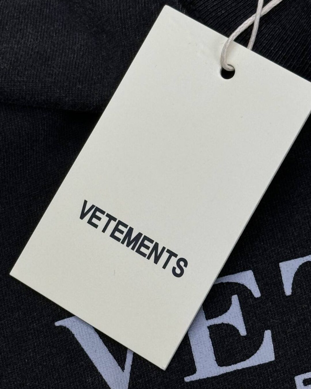 Футболка Vetements