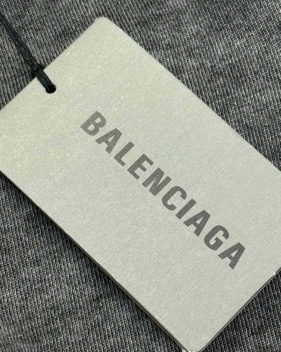 Футболка Balenciaga — фото 8