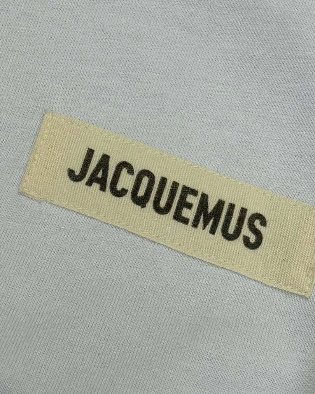 Футболка Jacquemus
