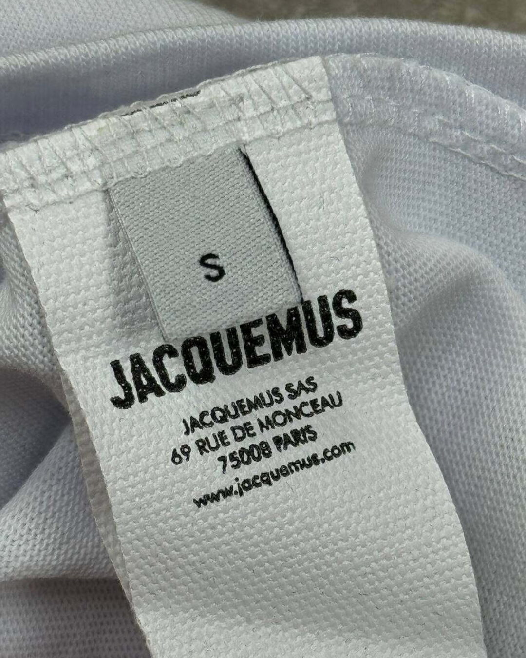Футболка Jacquemus