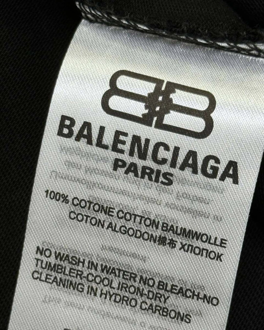 Футболка Balenciaga — фото 7