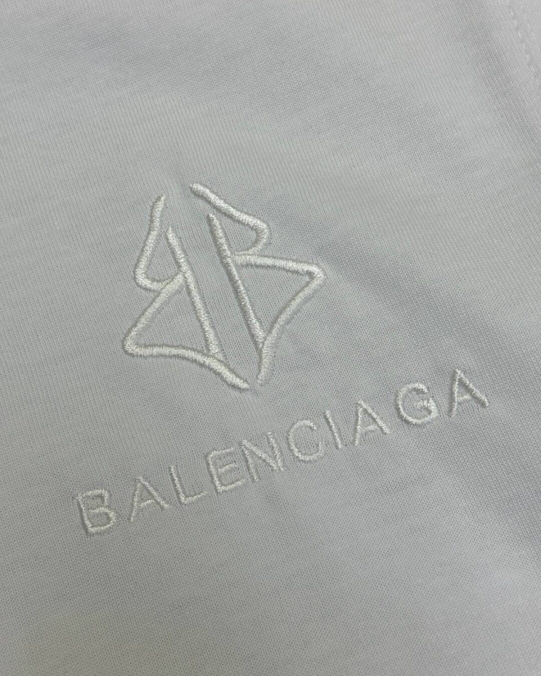 Футболка Balenciaga