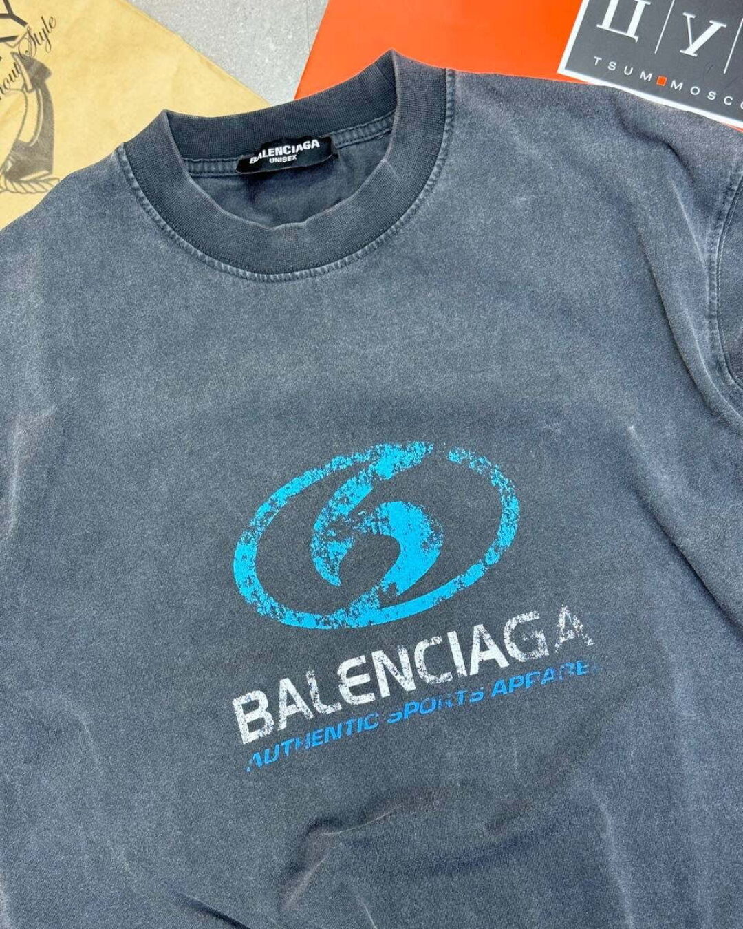 Футболка Balenciaga — фото 4