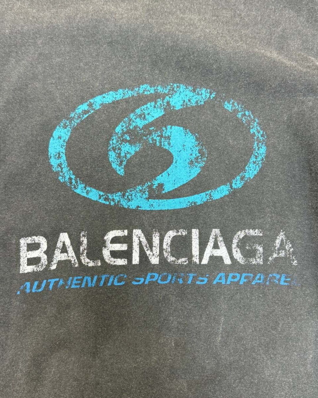 Футболка Balenciaga — фото 8