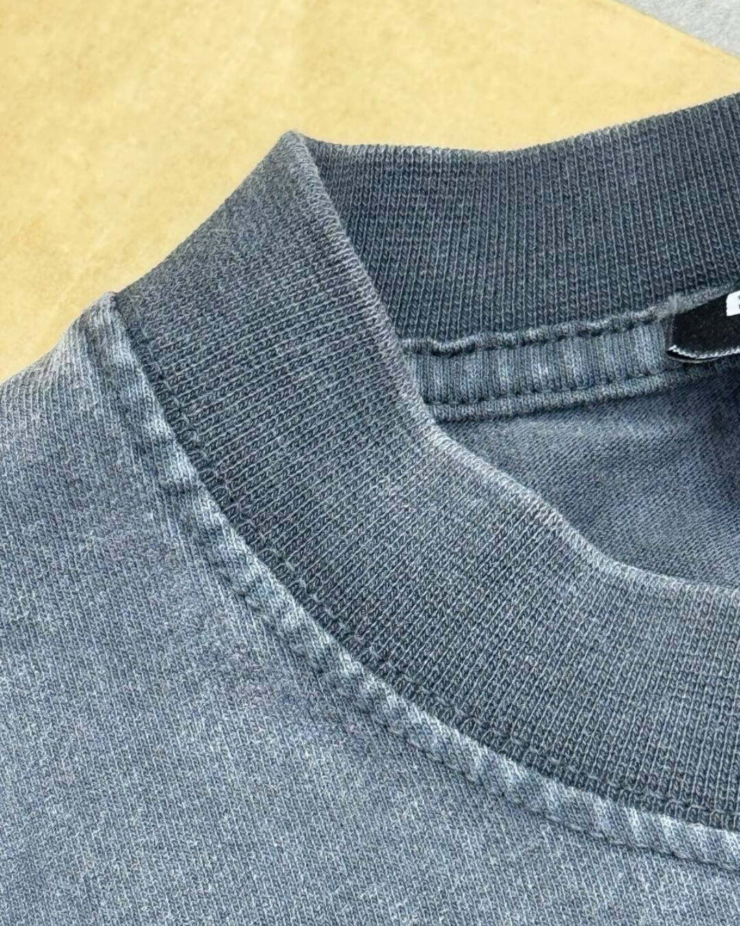 Футболка Balenciaga — фото 9