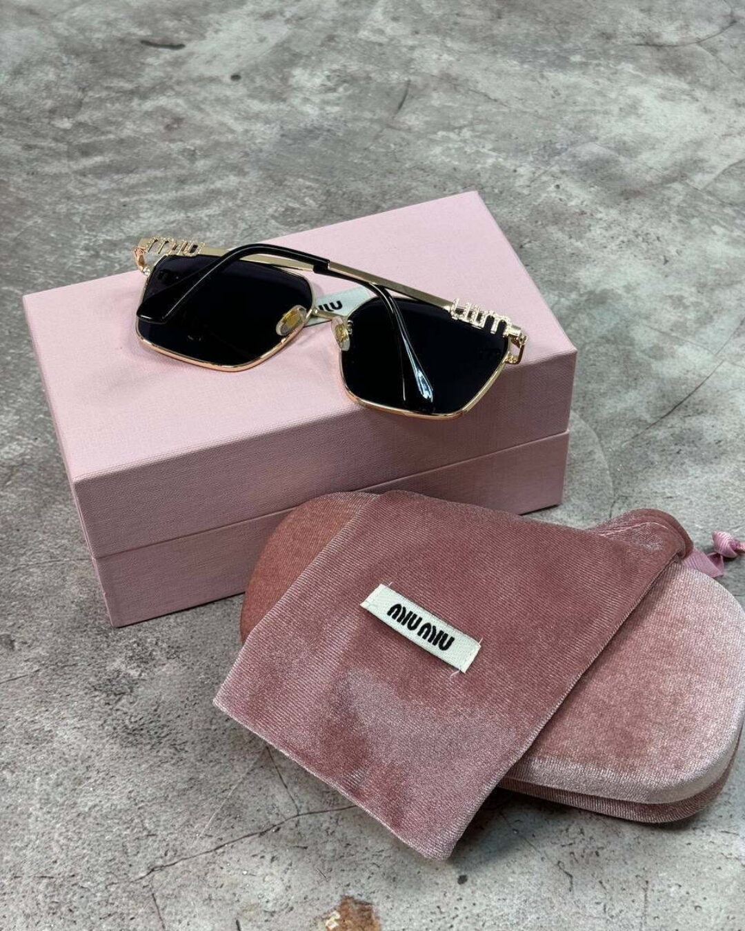 Очки Miu Miu