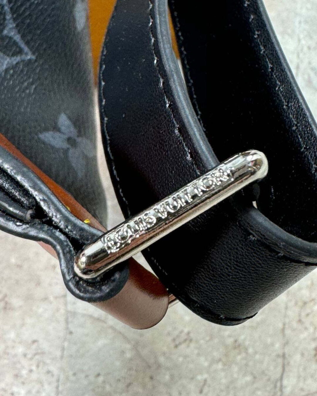 Сумка Louis Vuitton Discovery