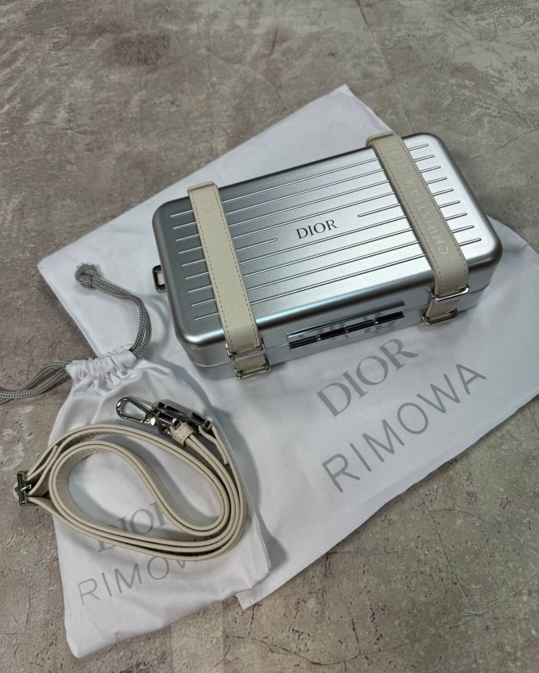 Сумка Dior x Rimowa