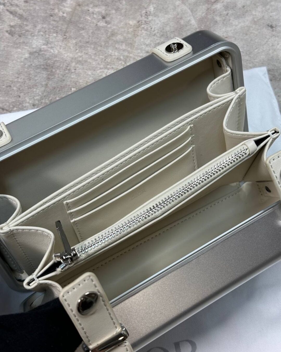 Сумка Dior x Rimowa